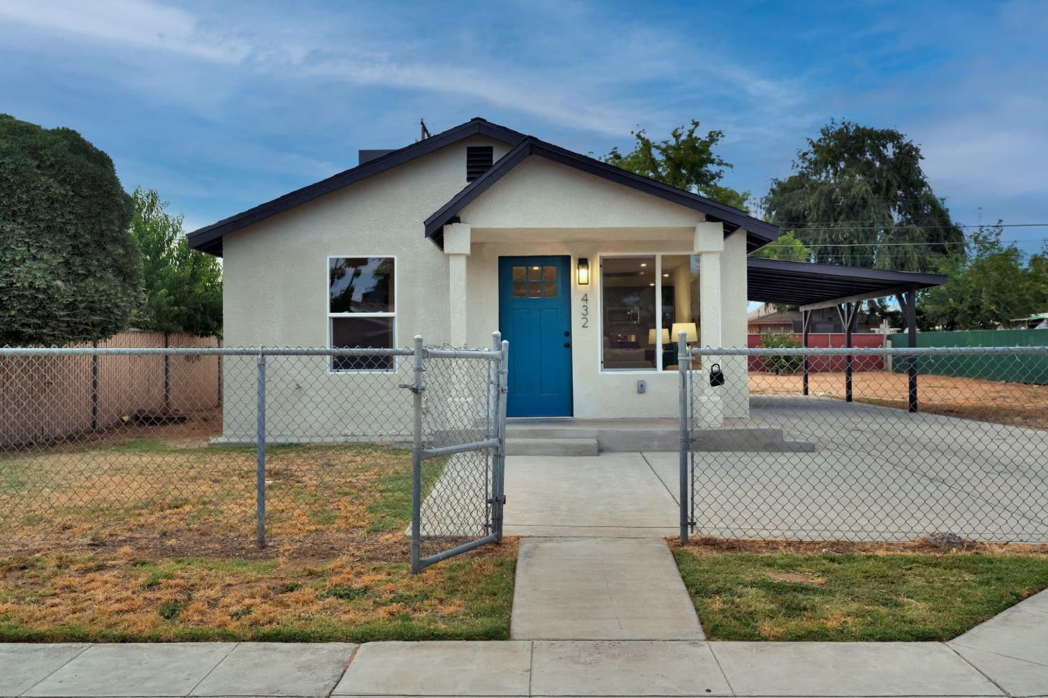 432 W Pinedale Ave